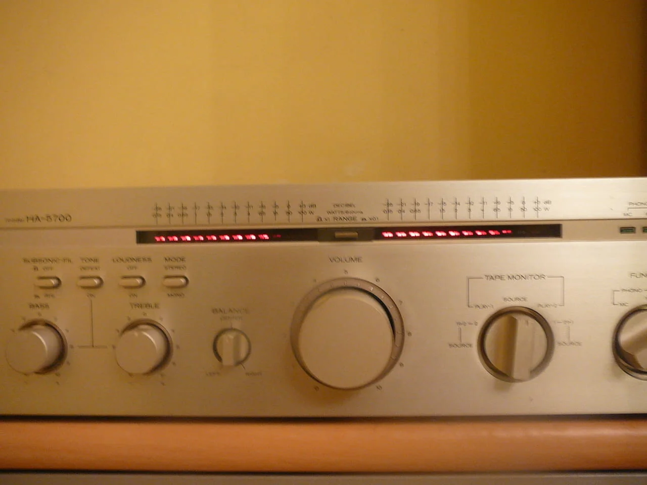 Hitachi ha-5700 — снимка 6