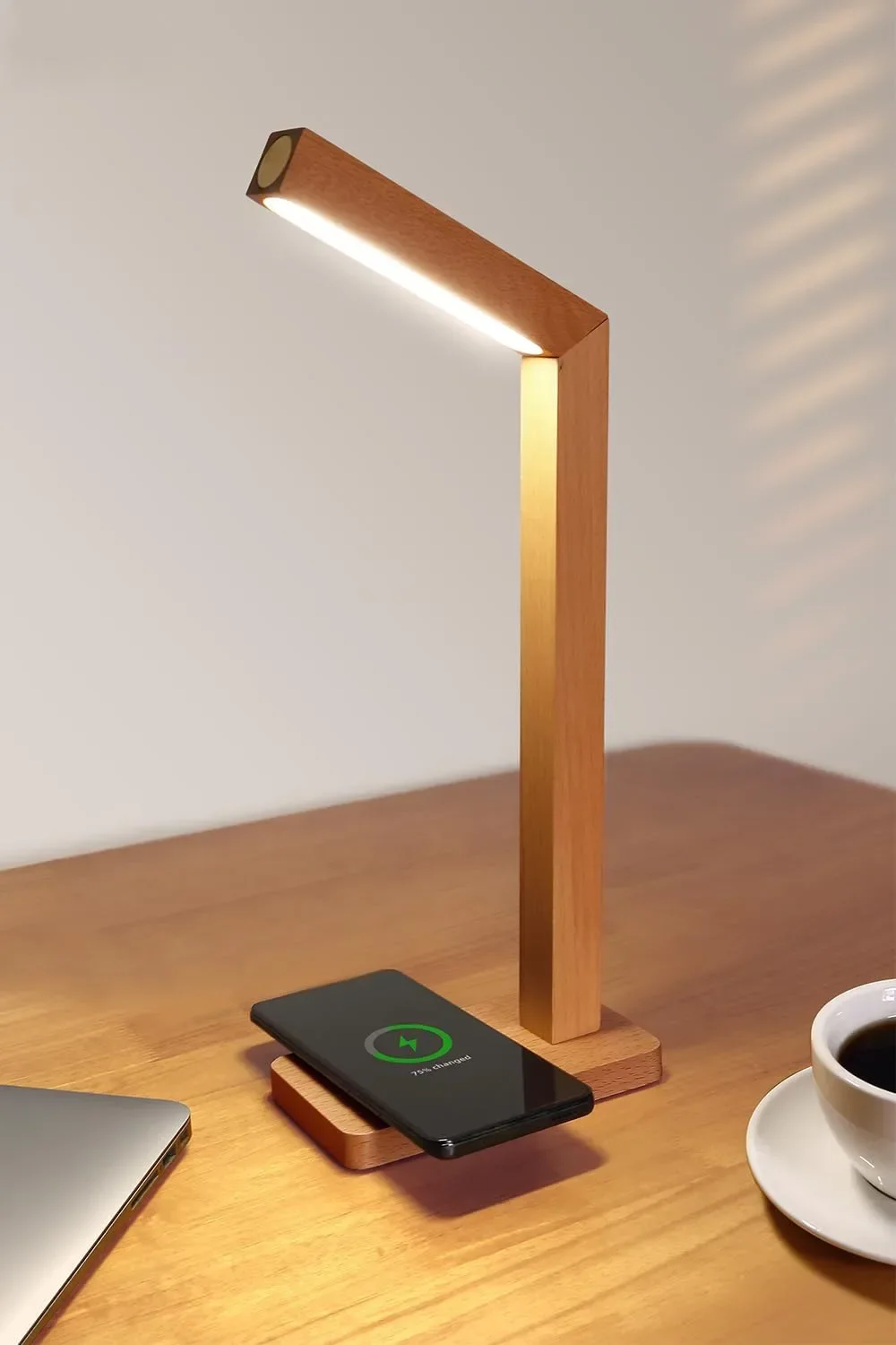 Смарт LED лампа за нощно/маса с безжично зарядно и USB, димираща се (5000K)