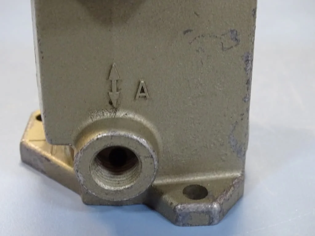 Пилотен пневматичен разпределител за преси ROSS J1613A2020 pneumatic valve 100V — снимка 7