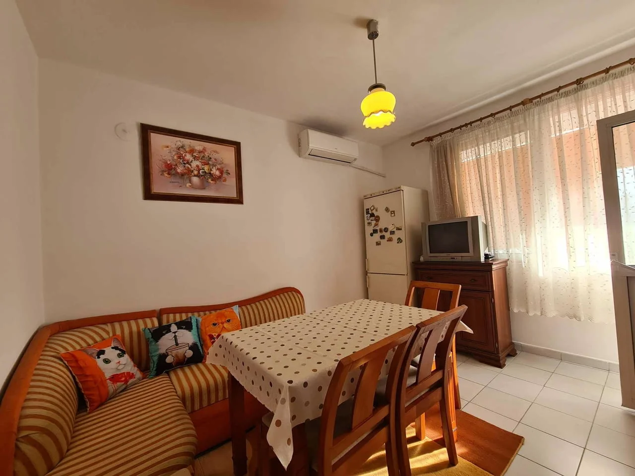 ТРИСТАЕН АПАРТАМЕНТ под наем в кв. Училищни, град Хасково