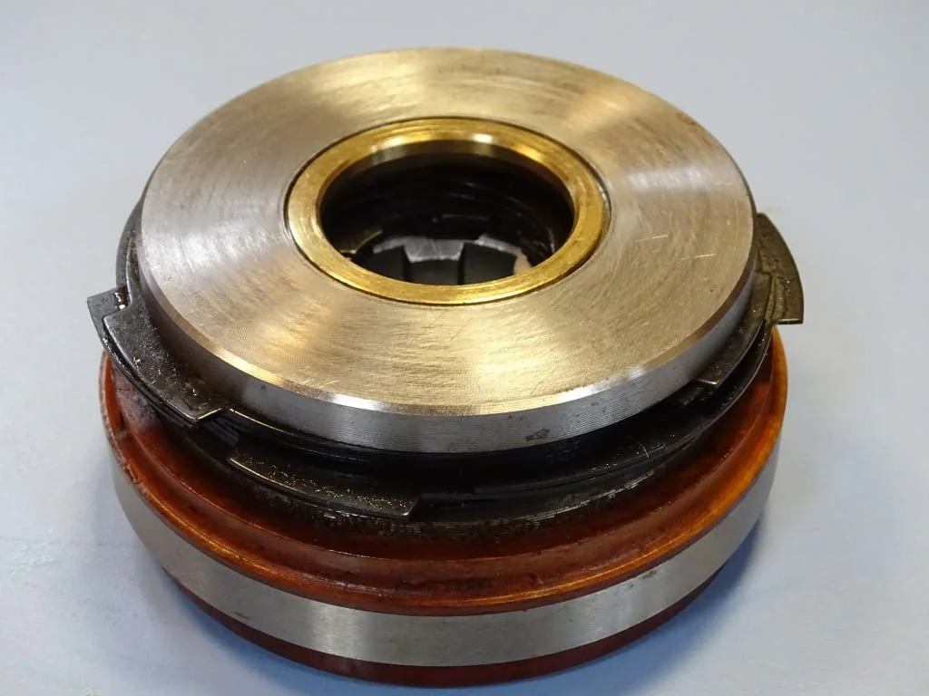 Електромагнитен съединител ЭМ-32У4(ЕМ-32У4) electromagnetic multi-plate clutch 24VDC — снимка 7
