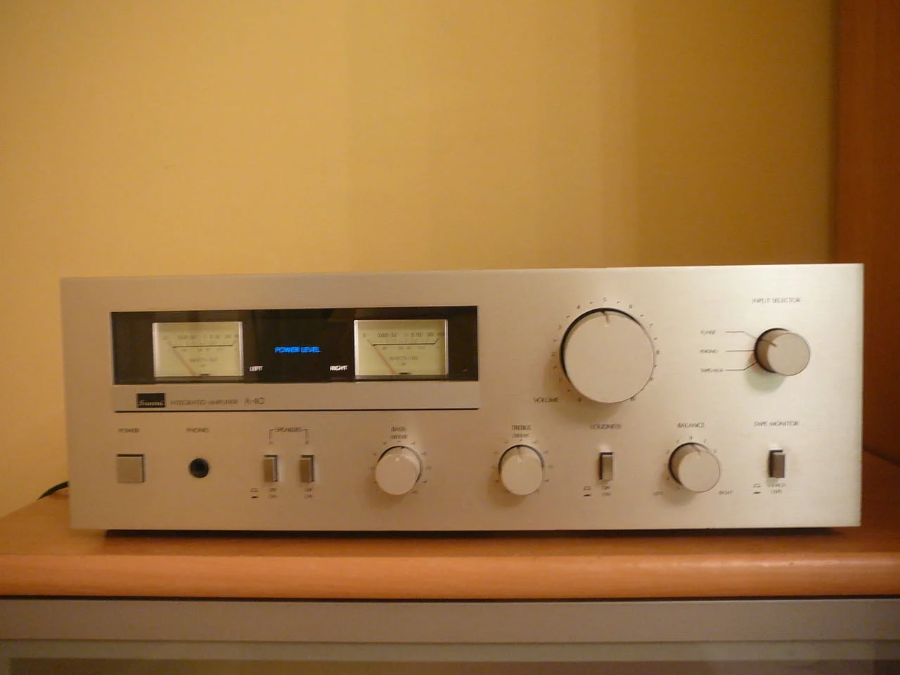 Sansui a-40