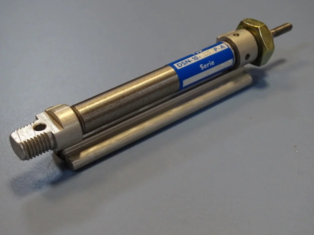 Пневматичен цилиндър Festo DSN-10-25P-A pneumatic cylinder