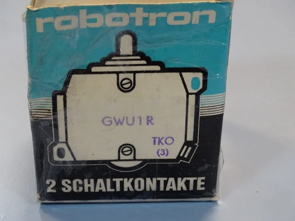 Краен изключвател VEB Robotron GWU1R Limit Switch 6A 500VAC — снимка 9