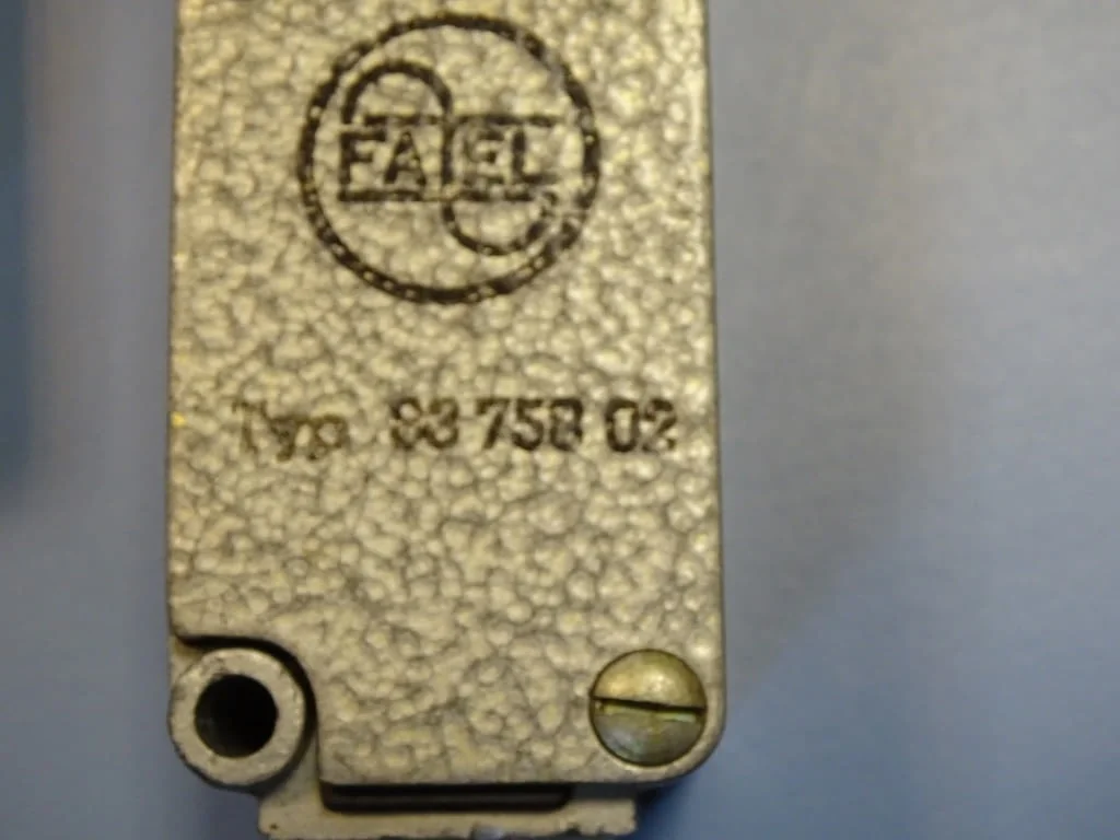 Изключвател краен FATEL Typ 3375802 Limit Switch 16A 250VAC — снимка 3
