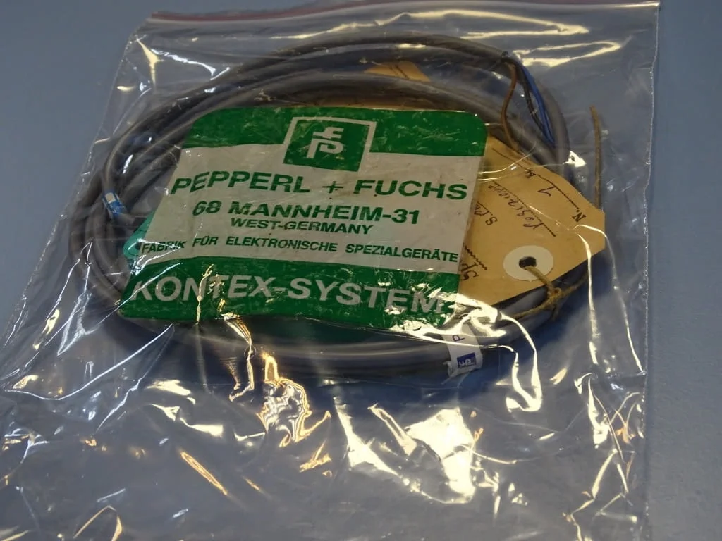 Индуктивен сензор PEPPERL+FUCSH RJ21-E2 inductive sensor — снимка 7