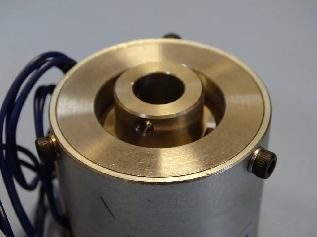Електромагнитна спирачка OGURA MCSB 5 Electromagnetic Brake 24VDC — снимка 4