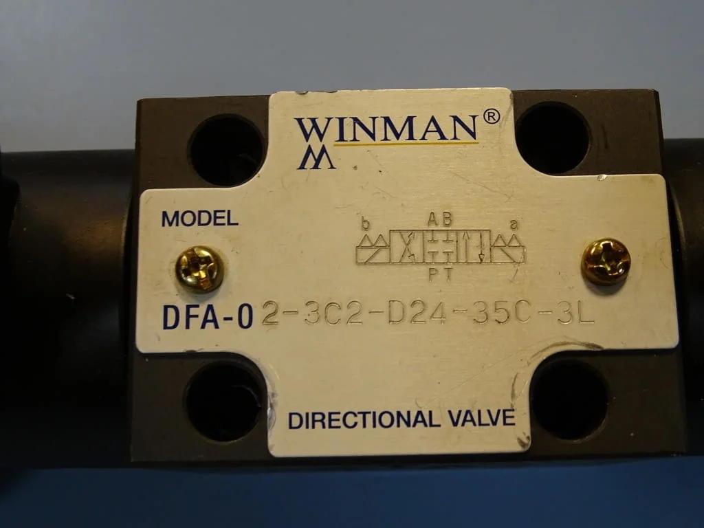 Хидравличен разпределител WINMAN DFA-02-3C2-D24-35C-3L directional valve 24VDC — снимка 2