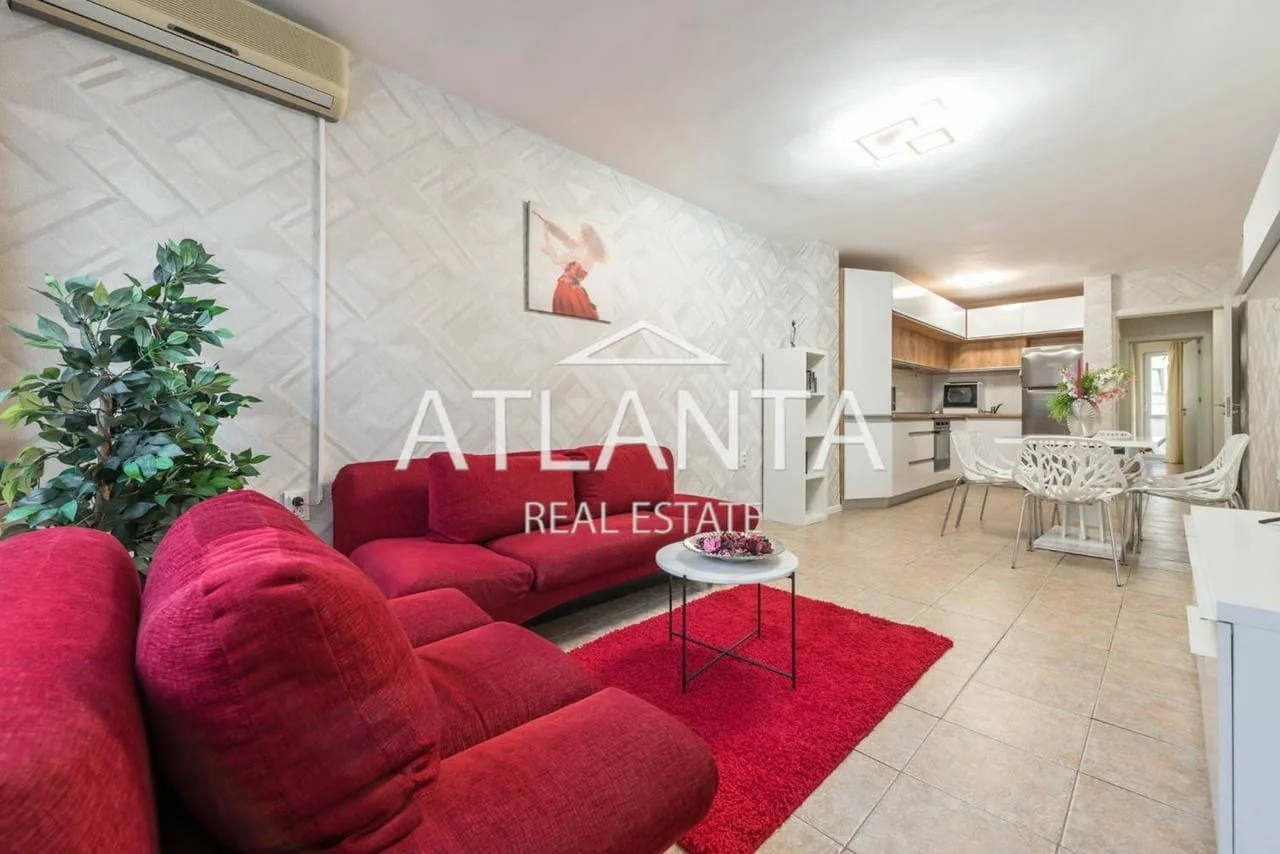 Тристаен - ОкрБ - 285 000 Е