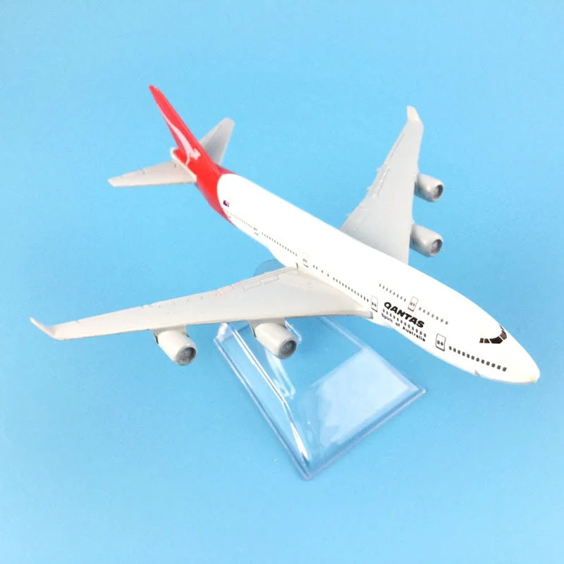 Бойнг 747 самолет модел макет Qantas метален пътникопоток междуконтинентален полет летище Австралия — снимка 4