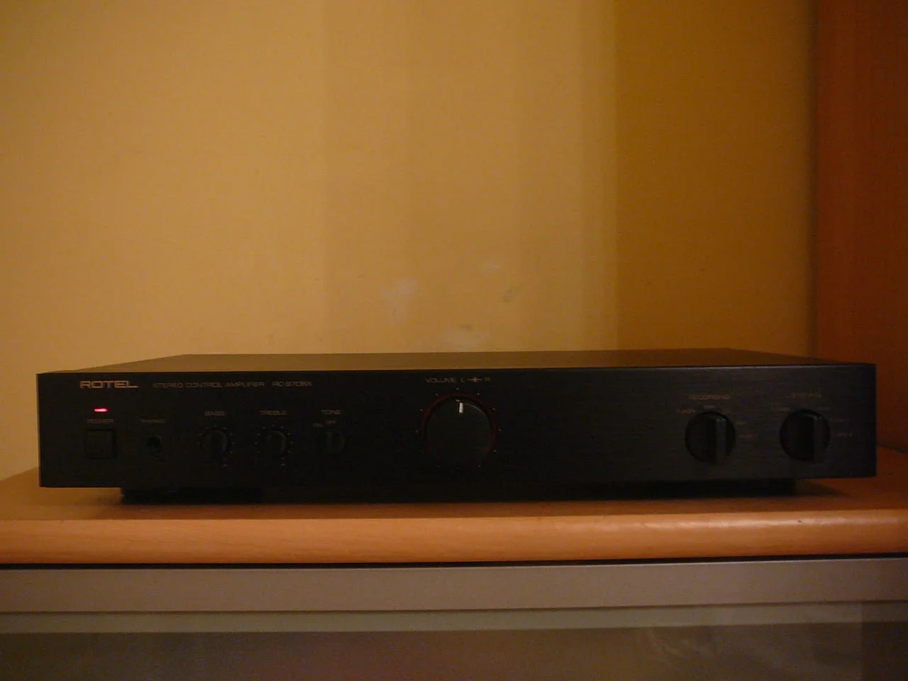 Rotel rc-970bx mkii