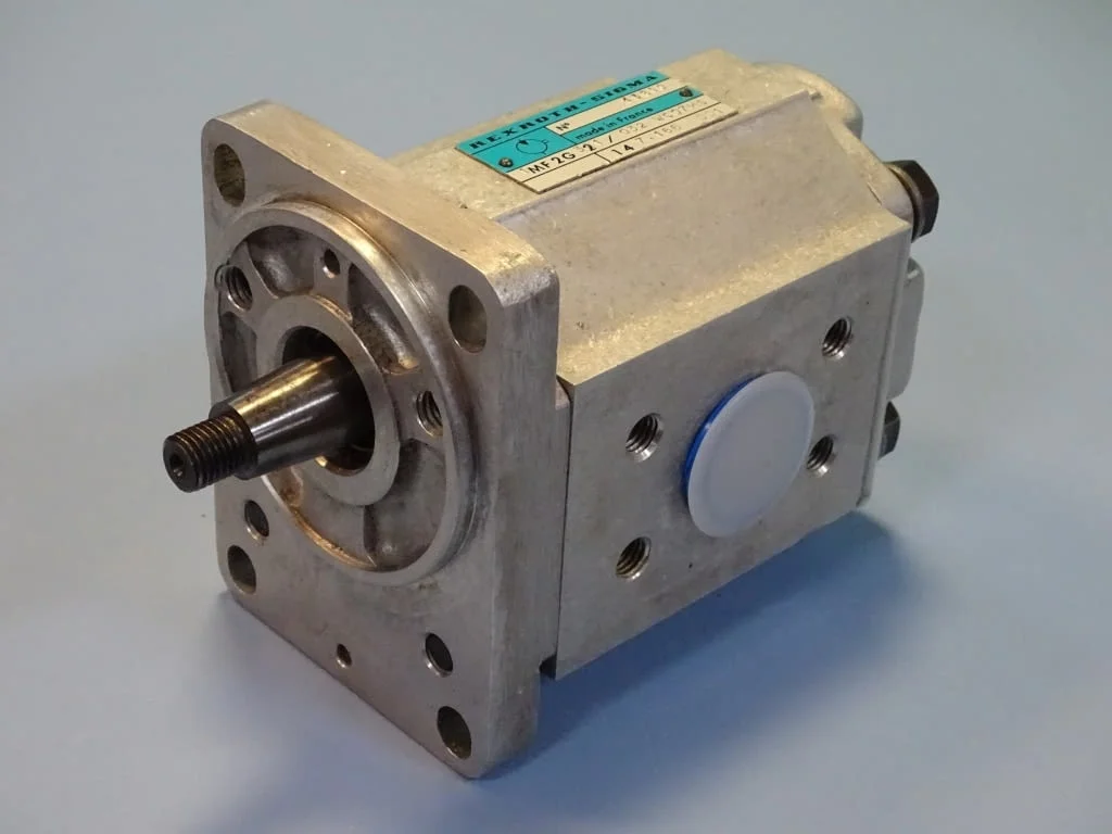Хидромотор Rexroth-Sigma 1MF2G 321/032 WC07MS Hydraulic Gear Motor — снимка 2