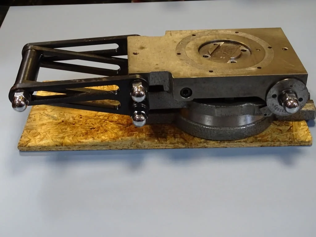 Синусна стойка за менгеме L-160mm за фреза Deckel — снимка 7
