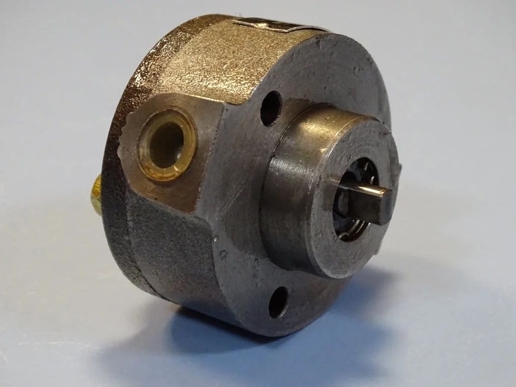 Трохоидна помпа NIPPON GEROTOR IRA-SFAH Reversing Trochoid Oil Pump — снимка 2