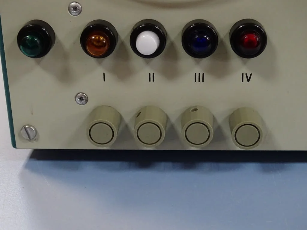 Уред за активен контрол VEB Massi AEROPAN C-IV dual air gauge 500kPa — снимка 3