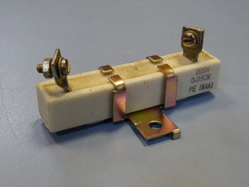 Резистор IWAKI 20SH resister 0.05ΩK ohm