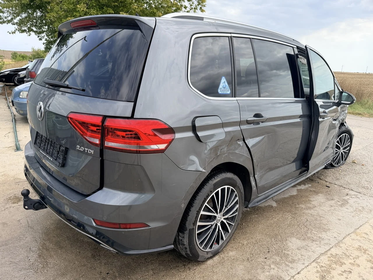 Vw Touran (5T1) 2.0 TDi BlueMotion двигател DFGA, ск. кутия DSG SGG, R line, 150 кс., 7 местен, 1720 — снимка 9