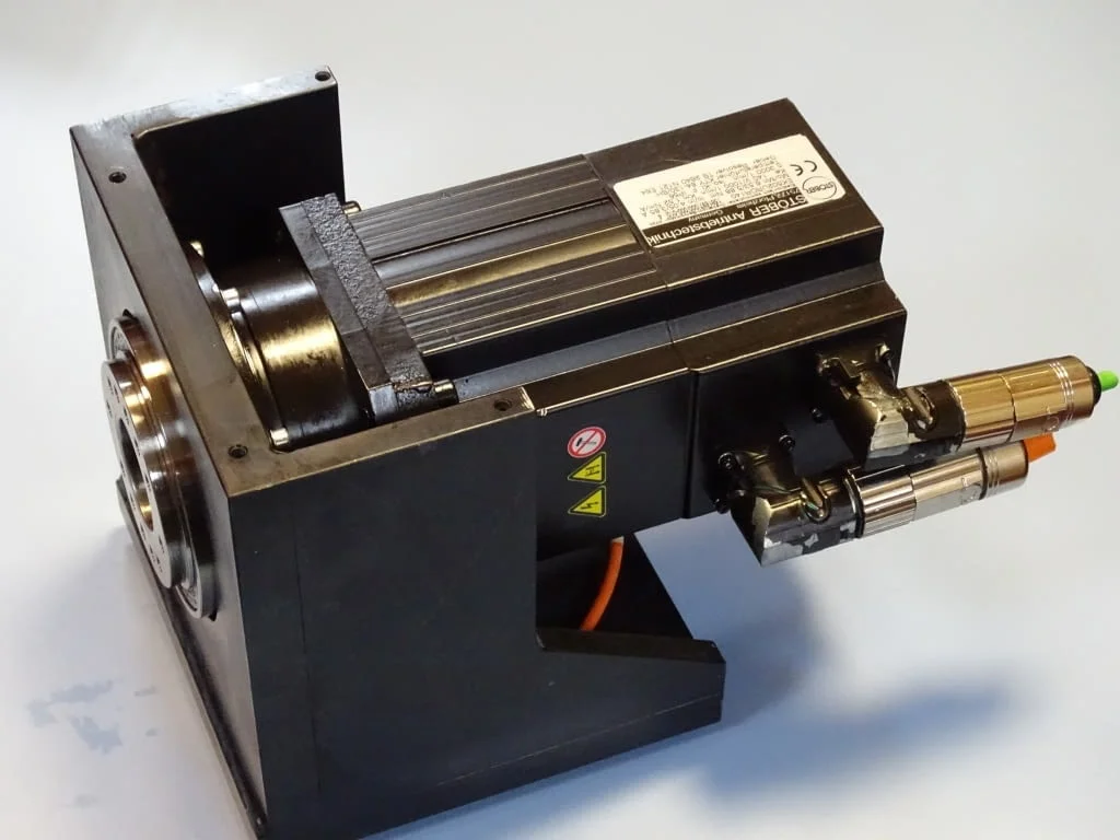 Сервомотор STOBER EK 502 UROR 140 servomotor 6.53/5.88 Nm — снимка 5
