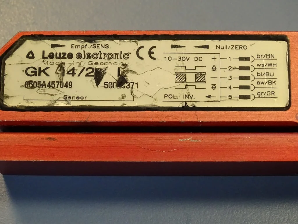 Капацитивен датчик Leuze Electronic GK 14/24L capacitive forked sensor 10-30VDC — снимка 4