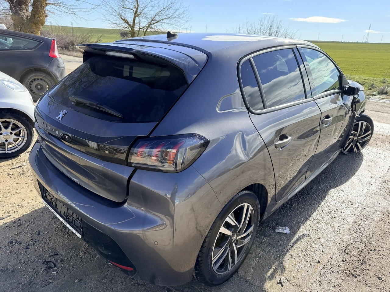 Peugeot 208 1.2 PureTech, двигател HNK, 101 кс., ск. Кутия - автоматик 8 ск. 20GTBB, 2022г., 27000 к — снимка 7
