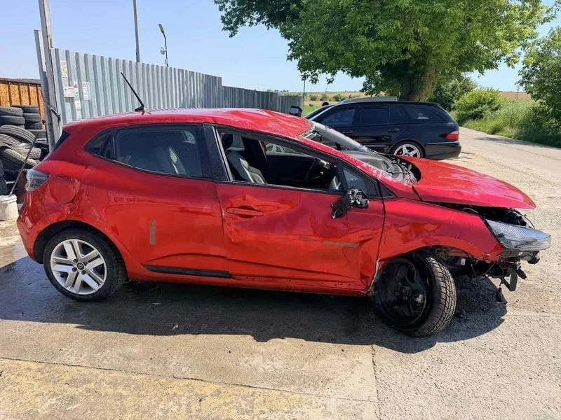 Renault Clio 5 1.0 TCe двигател H4D470, 91 кс., 6 ск., 22 000 км., 2025 г., euro 6E, Рено Клио 5 1.0 — снимка 5