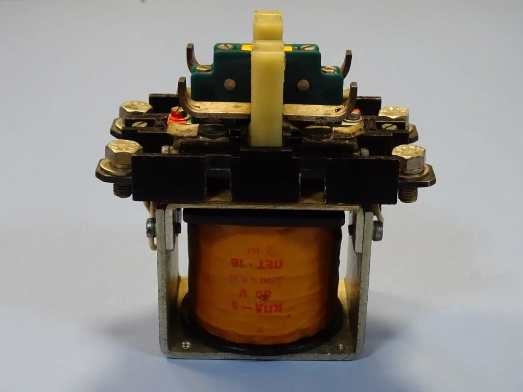Контактор за електрокар KПД-5 ЕАЗ Пловдив 100A, 80V
