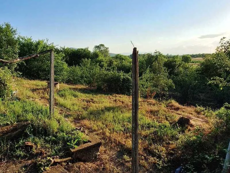 Продавам къща в с. Бодрово с дворно място 5 дк — снимка 3
