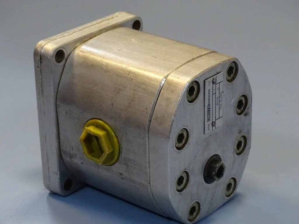 Хидромотор ORSTA 20/16 TGL 10860 hydraulic motor — снимка 7