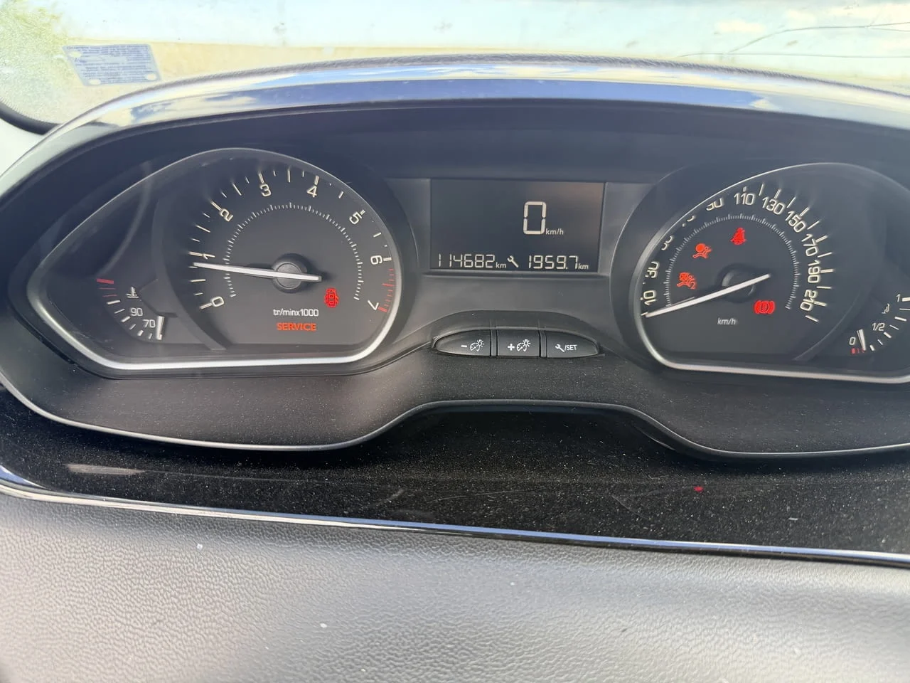 Peugeot 208 1.2 PureTech, двигател HMZ, HM01, 82 кс., 5 ск., 114000 км., 2017г., евро 6D, Пежо 208 1 — снимка 9