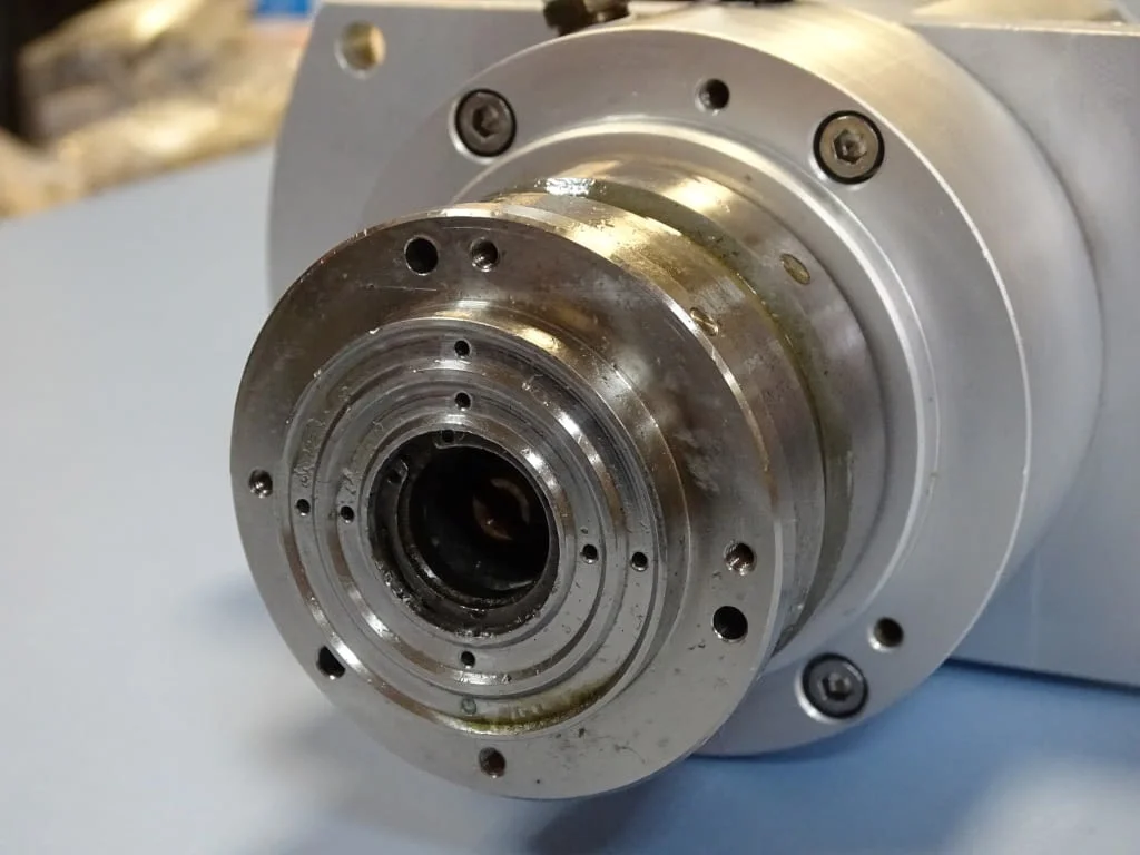 Серво мотор MITSUBISHI HC-UFS43K AC servo motor, куплунг R+W, корпус IPW-070 L23 — снимка 4