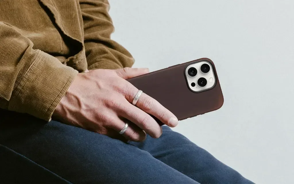 Кожен калъф maogoam за iPhone 16 Plus 6,7 инча, съвместим с MagSafe, метални бутони, тъмнокафяв — снимка 6