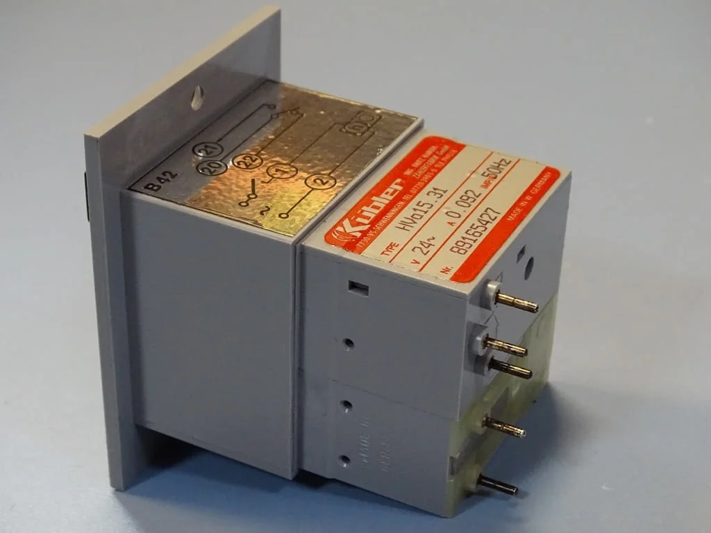 Електромеханичен брояч на време Kubler HVa 15.31 electromechanical time couter — снимка 5