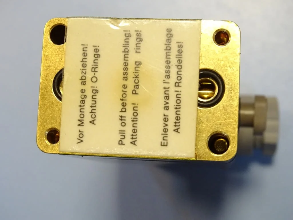 Магнет вентил Burkert 331-C-1.5-B-MS 3/2 way solenoid valve 220VAC — снимка 5