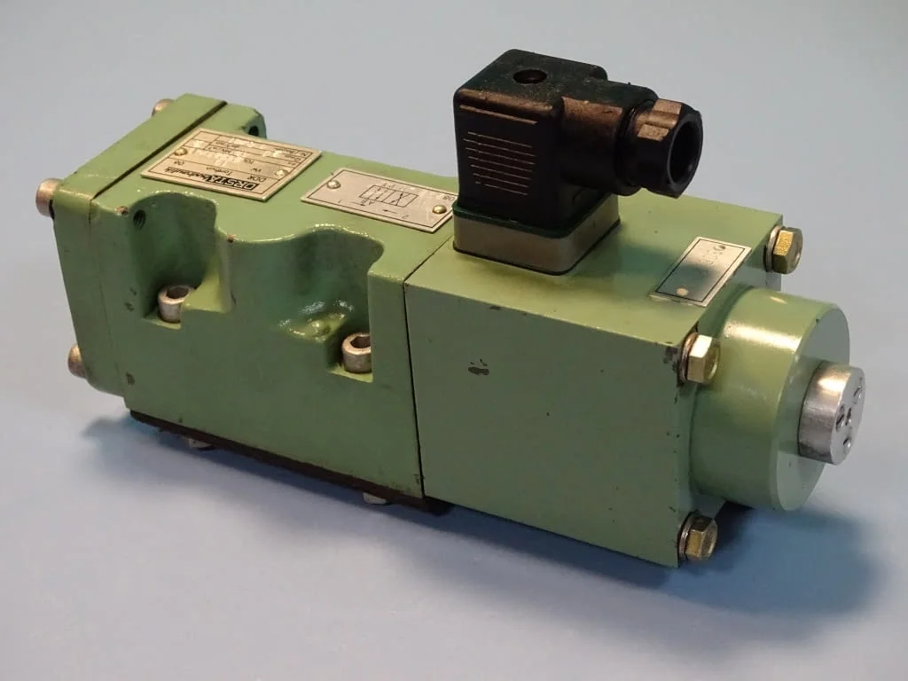 Хидравличен разпределител ORSTA VW 10 TGL26223/40 Hydraulic Valve 24VDC — снимка 10