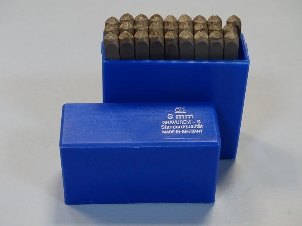 Комплект шлосерски букви-латиница 3 mm Gravurem-S 58-61 HRC