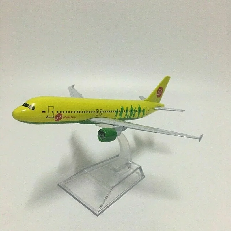 Еърбъс 320 самолет модел макет S7 Сибир метален A320 Русия руска компания полети пътници 1 класа баг — снимка 5