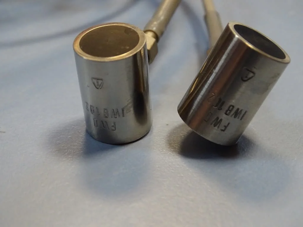 Сензор VEB RFT IWB 102 inductiv sensor — снимка 3