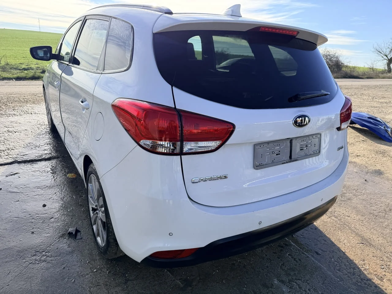 Kia Carens 4 1.7 CRDI, двигател D4FD, 141 кс., D32U ск. кутия автоматик, 2016г., 7 местен, 131 000 k — снимка 2