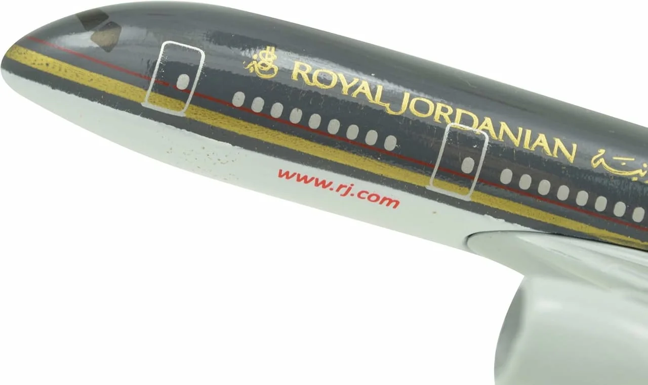 Boeing 787 самолет модел макет Royal Jordanian красив модел черен пътешествие екскурзия полет пилот — снимка 6