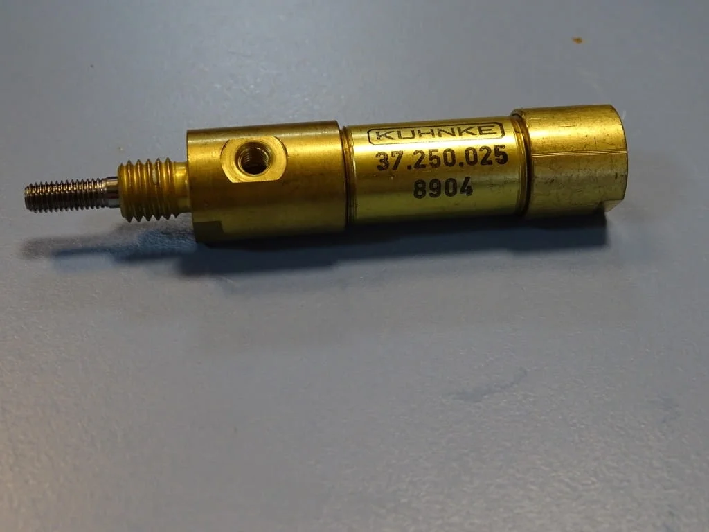 Пневматичен цилиндър KUHNKE pneumatic cylinder — снимка 2