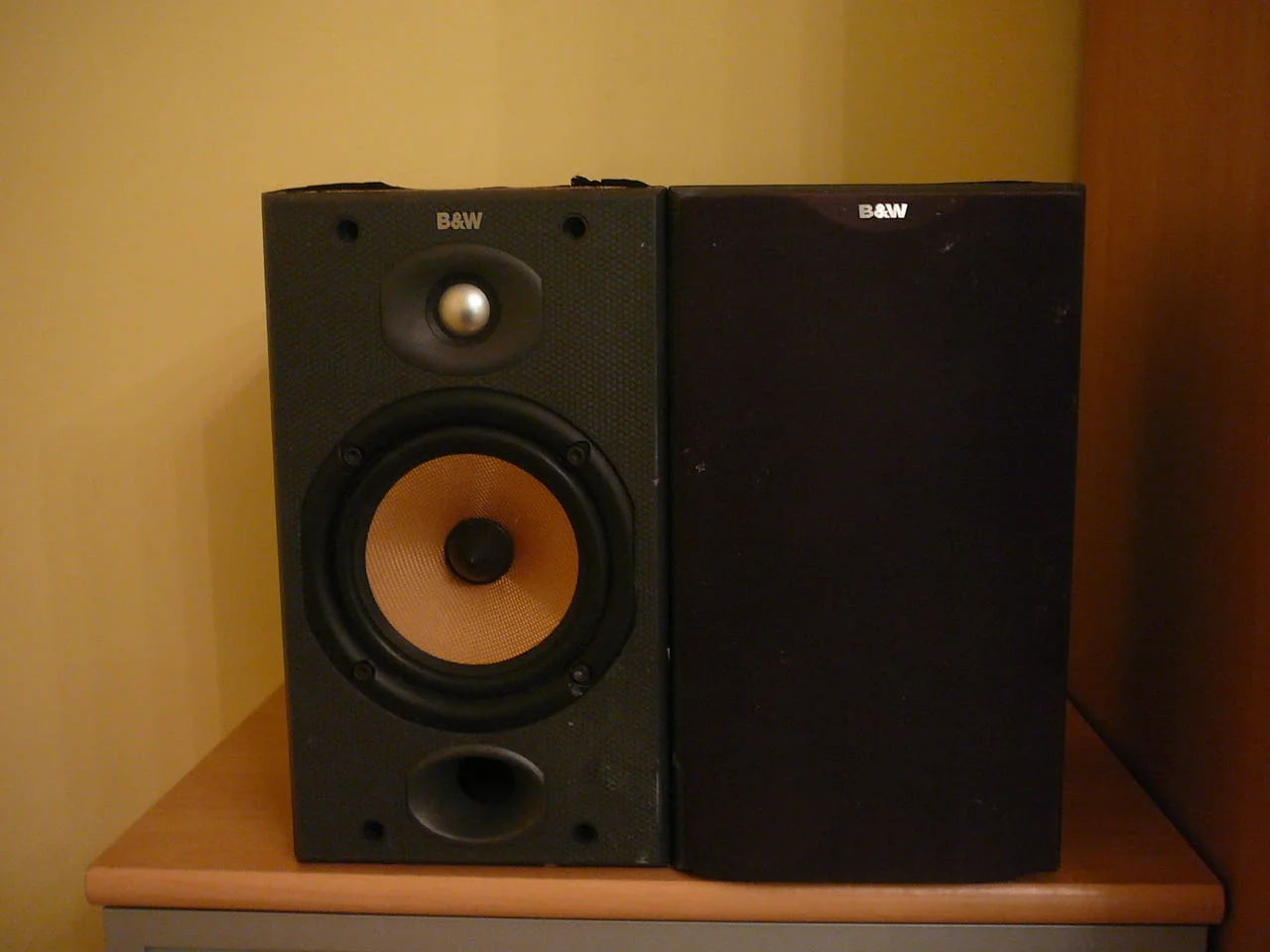 B&w dm 601 s2