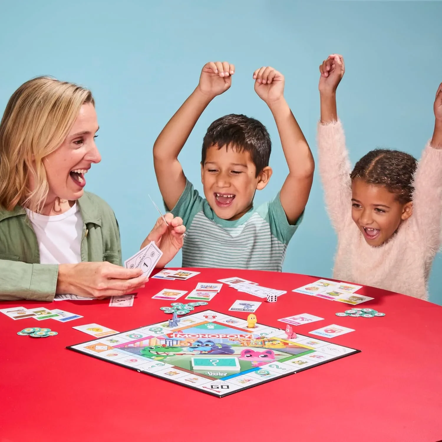Настолна игра Monopoly Junior 2в1 на английски (издание 2026) — снимка 5