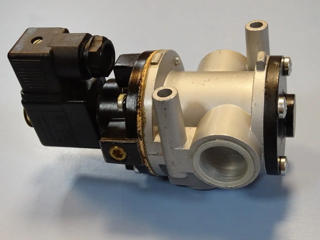 Пневматичен разпределител UNIVER AF2540 Solenoid Valve 220VAC/50Hz — снимка 8