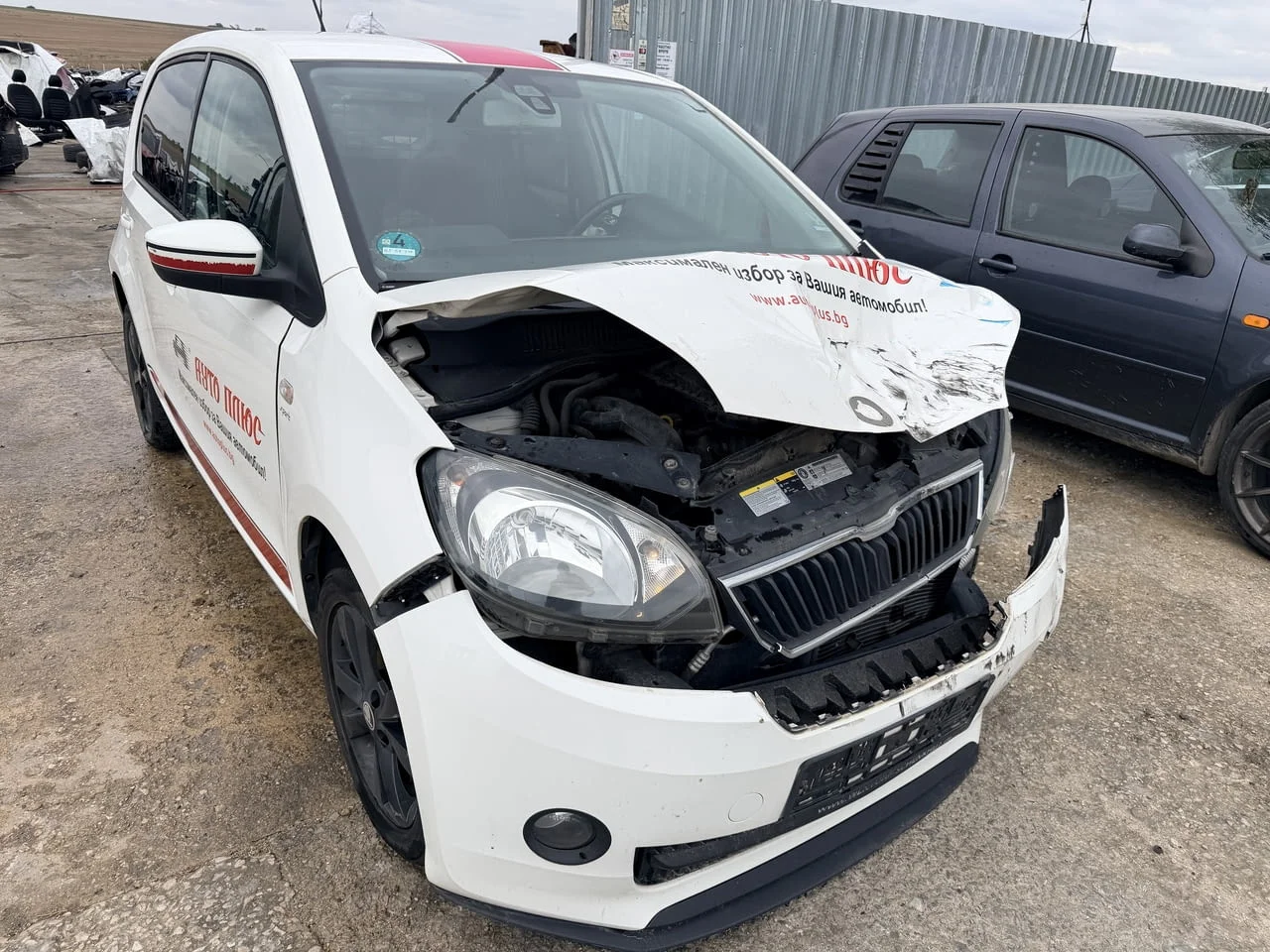 Skoda CitiGO, двигател CPG, 1.0 EcoFuel, 68 кс., 5 ск., 137000 км., 2015г., Шкода Ситигоу 1.0 EcoFue — снимка 2