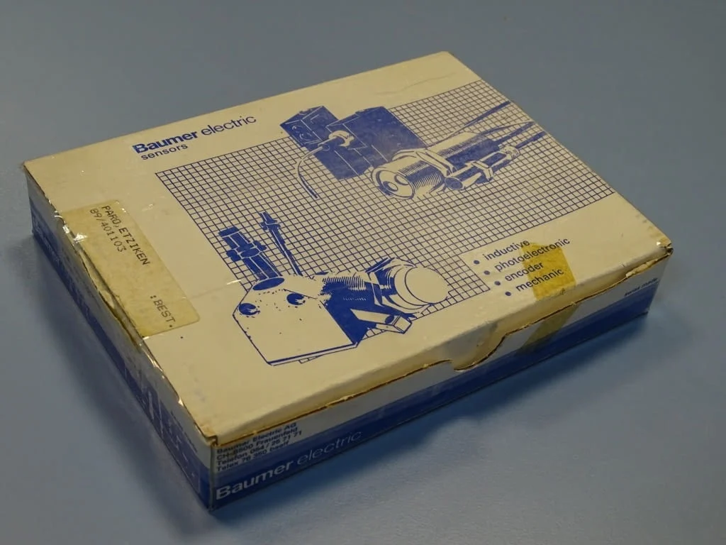 Оптичен конектор Baumer Electric FUE 050A4003 Photoelectric sensor