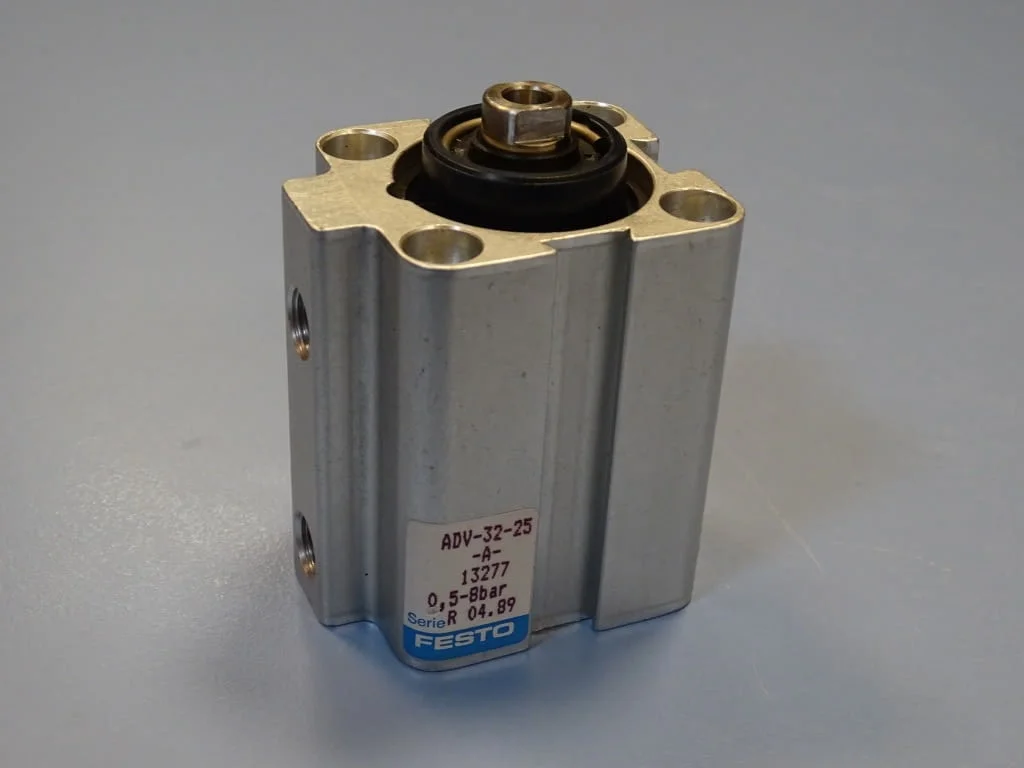 Пневматичен цилиндър Festo ADV-32-25-A pneumatic cylinder — снимка 4