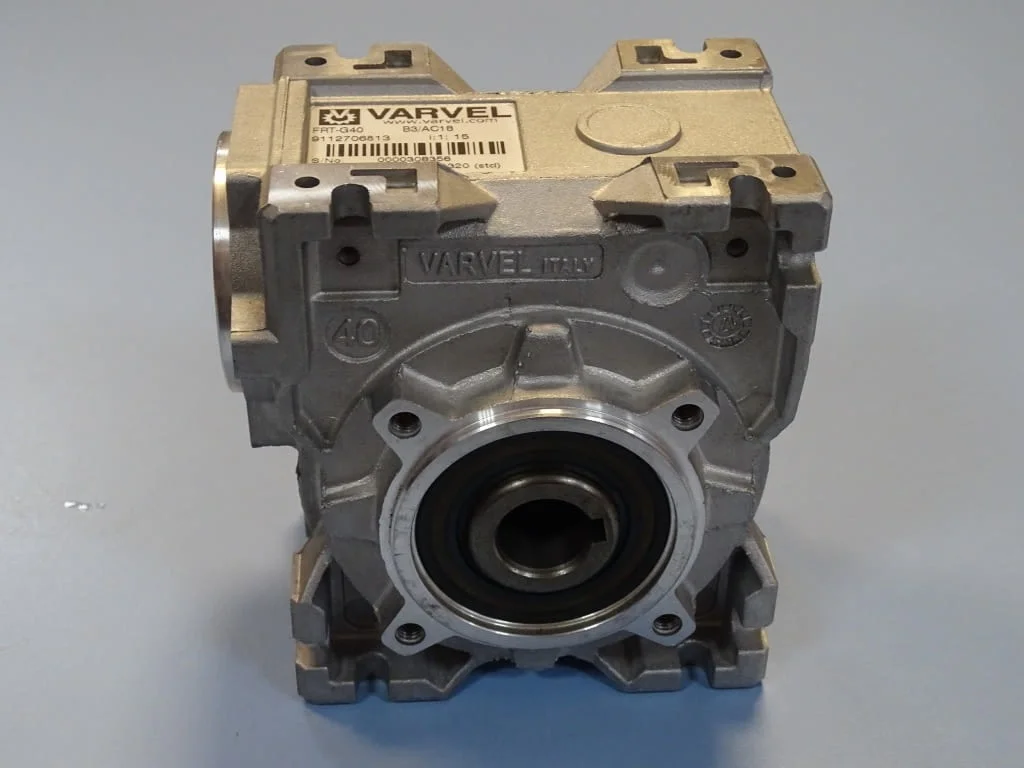 Червячен редуктор VARVEL FRT-G40 reducer worm gear box 1:15 — снимка 3
