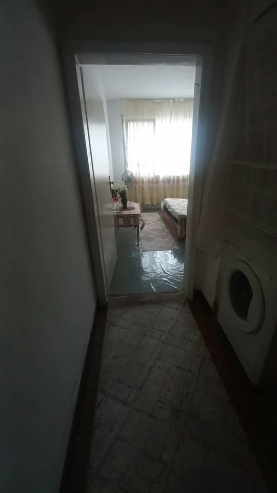 Даваме под наем тристаен апартамент в Каменица 1 — снимка 5
