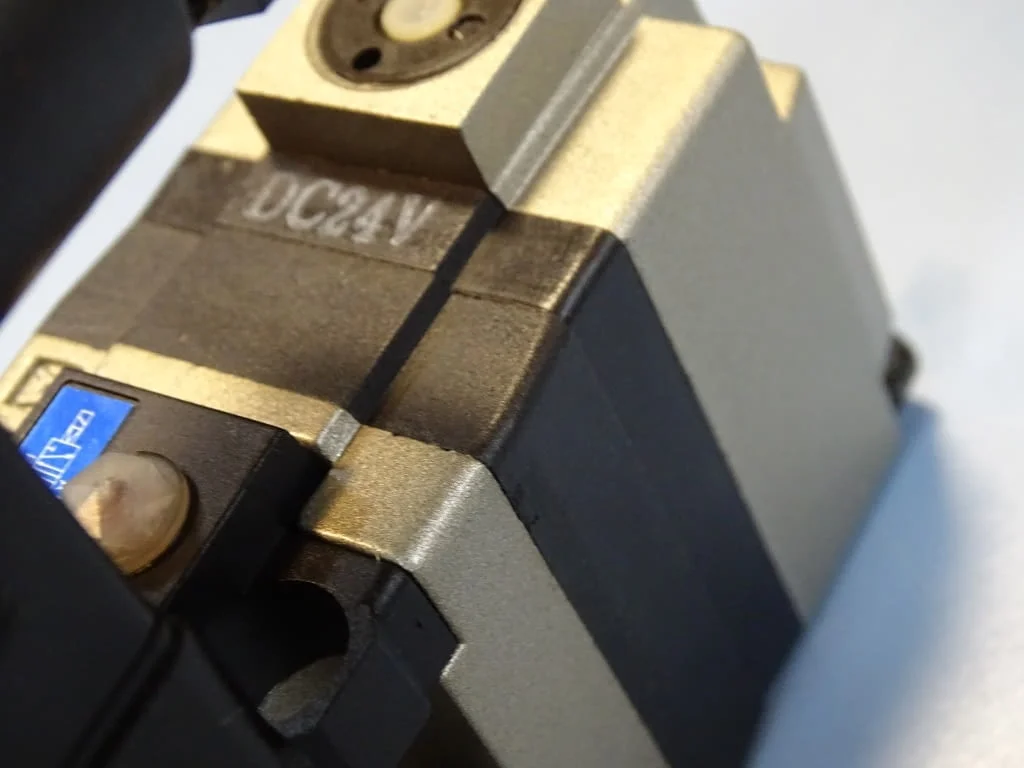 Пневматичен разпределител SMC VS7-6-FG-S Solenoid Valve Pilot 24VDC — снимка 5