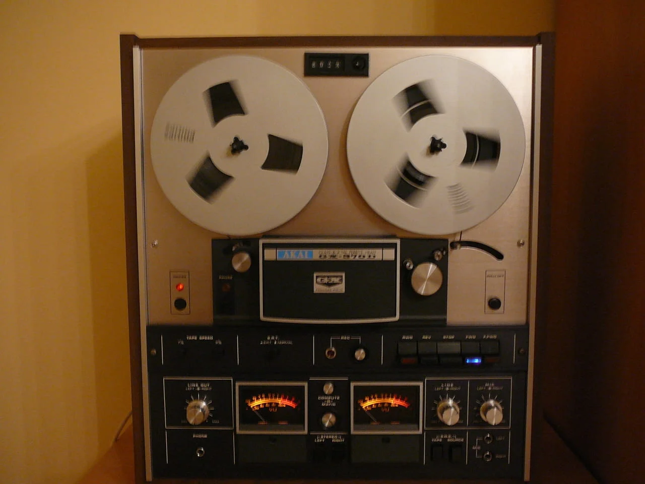 Akai gx-370d